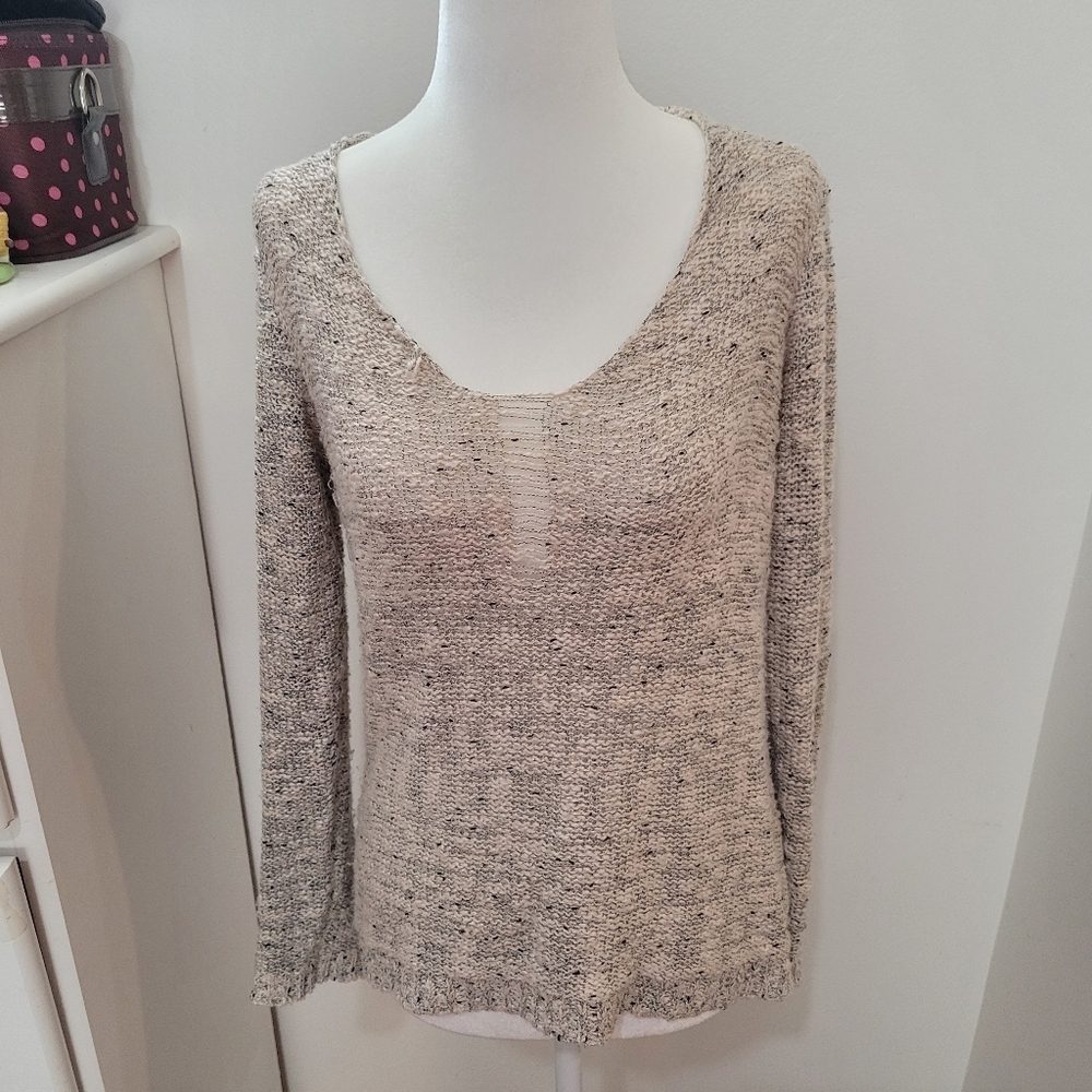 The Limited Gray And White Lightweight Distressed Sweater Oversized Small READ
